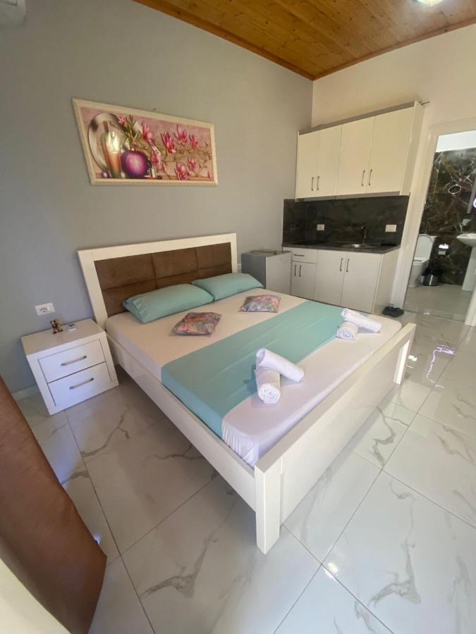 Vila Rafael Sarandë Exterior foto